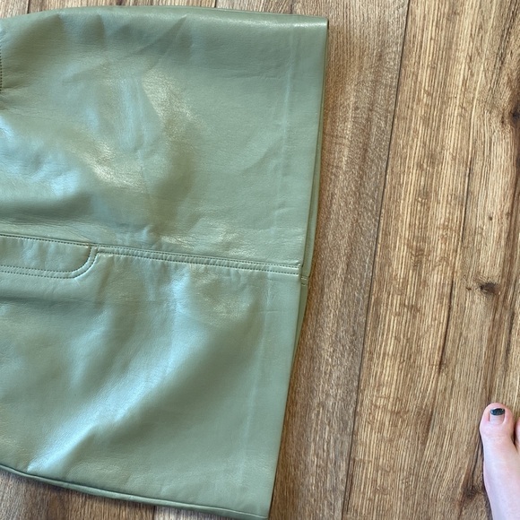 Aritzia Wilfred Chemistry Skirt - Picture 5 of 8